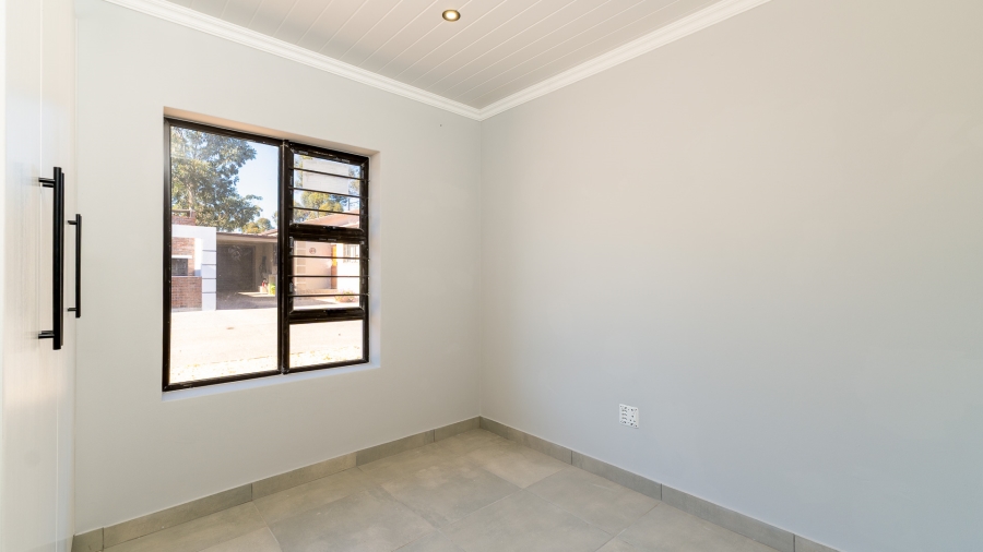 3 Bedroom Property for Sale in Albertinia Western Cape